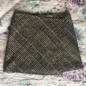 H&M Plaid Tweed Crossover Miniskirt